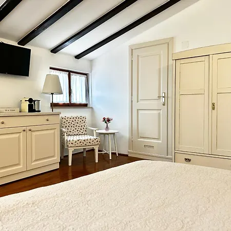 Casa Vittoria Гостевой дом